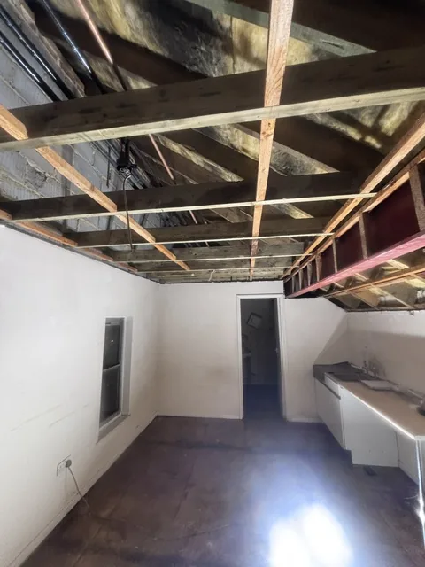 Controlled artex plasterboard strip-out in Lambeth