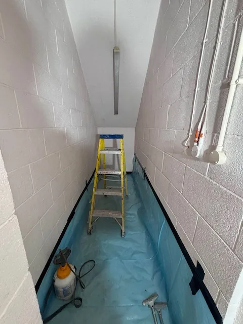 HSE-licensed asbestos gasket strip-out in SE11